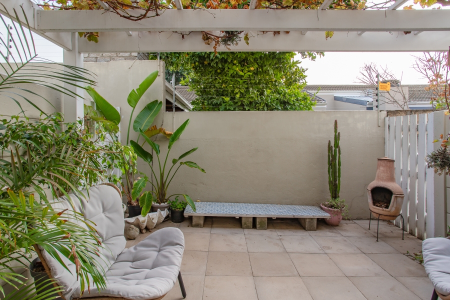 To Let 3 Bedroom Property for Rent in Groenvlei Western Cape